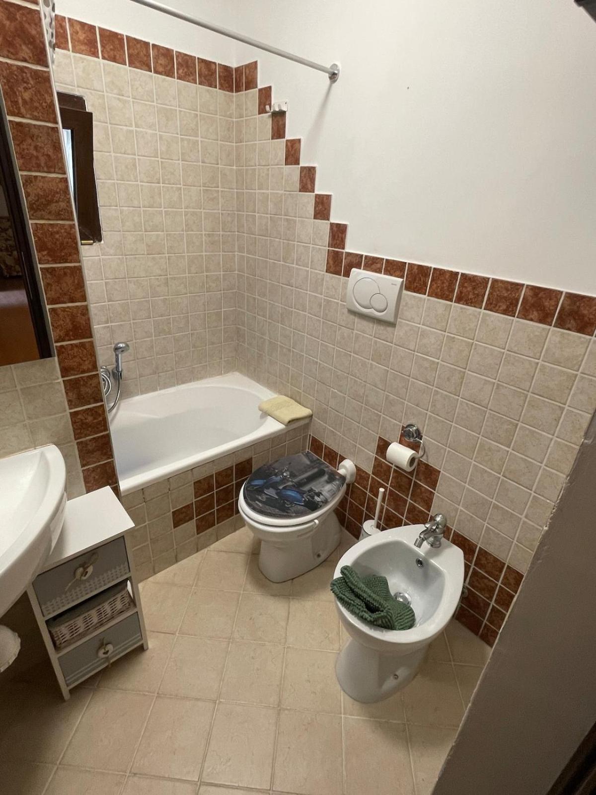 House With Private Garden Apartment โรม ภายนอก รูปภาพ
