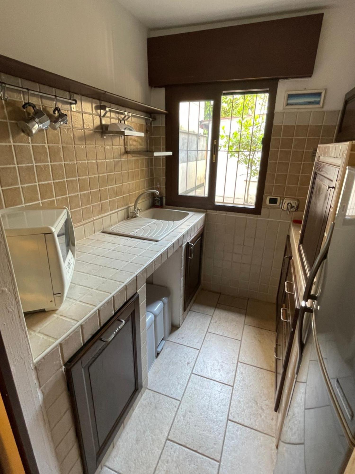 House With Private Garden Apartment โรม ภายนอก รูปภาพ