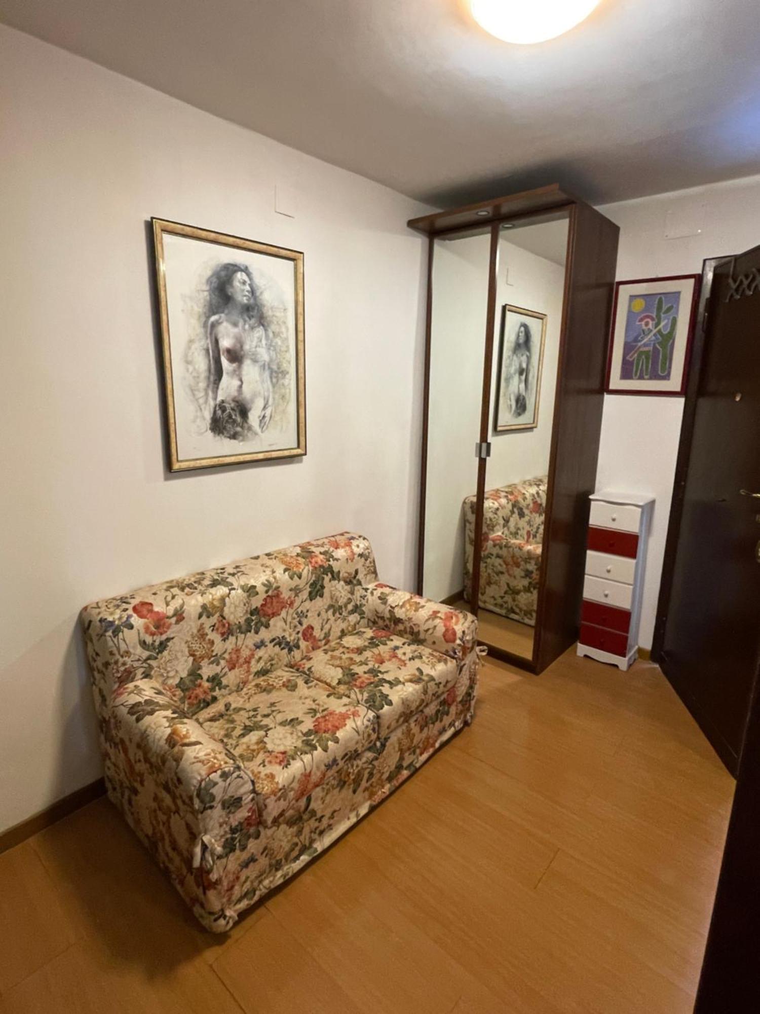 House With Private Garden Apartment โรม ภายนอก รูปภาพ